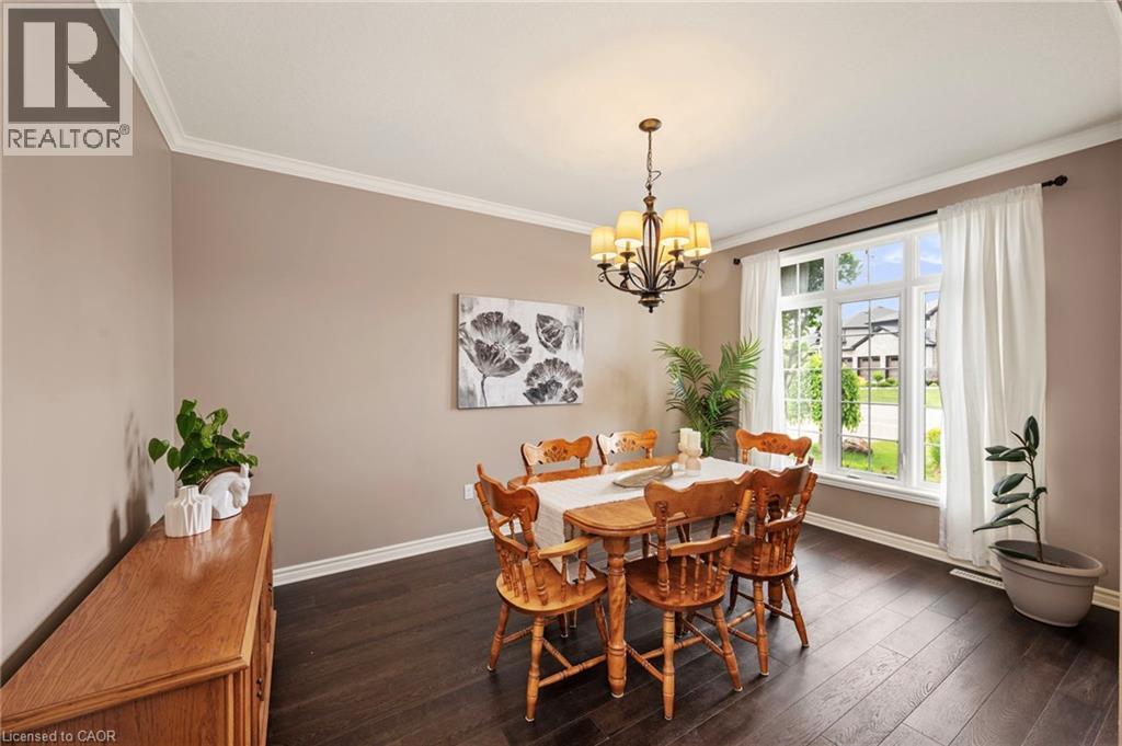 1863 Ballymote Avenue, London, ON - Indoor Photo Showing Dining Room