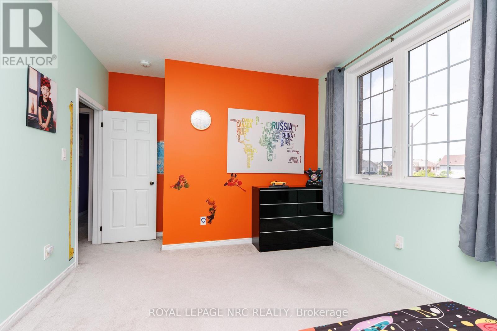 8002 Hackbery Trail, Niagara Falls (Brown), ON