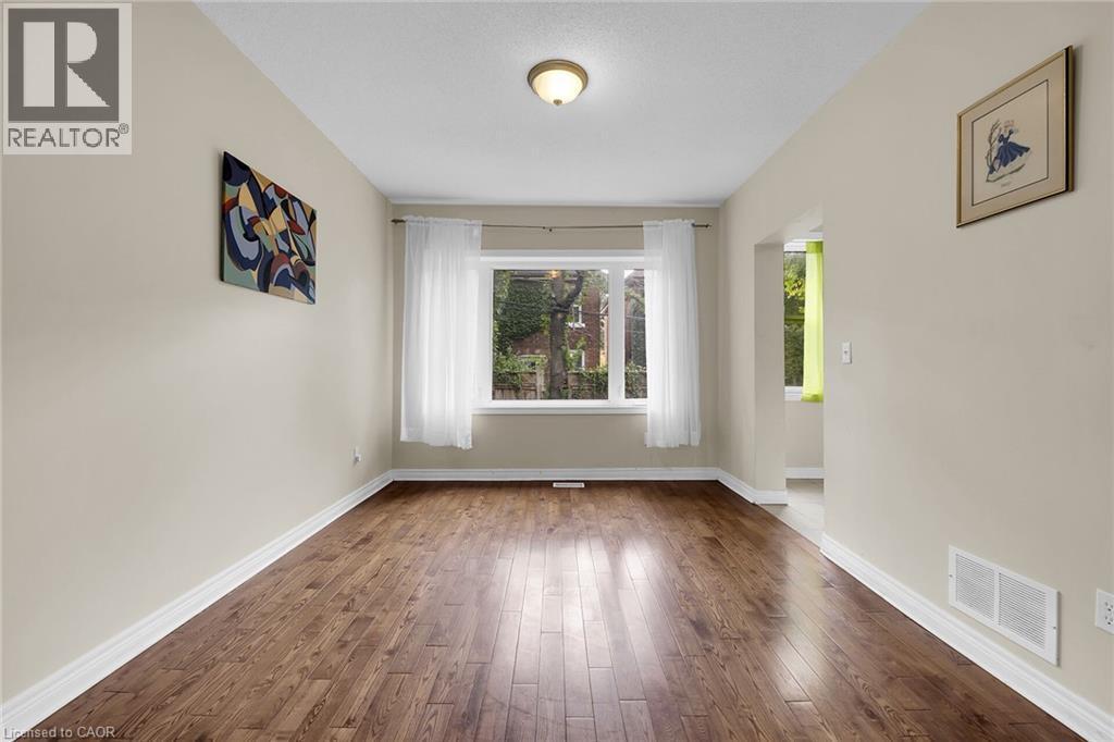 31 Gibson Avenue, Hamilton, ON