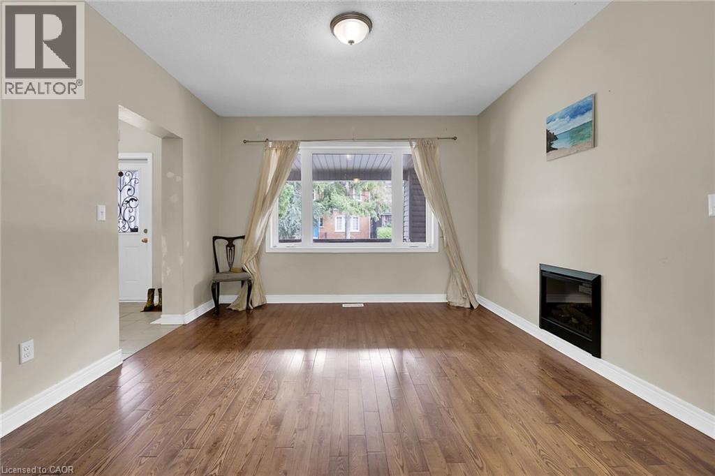 31 Gibson Avenue, Hamilton, ON