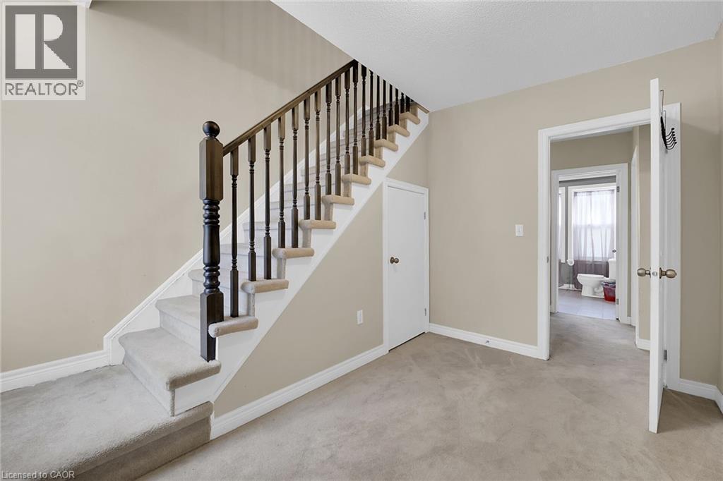 31 Gibson Avenue, Hamilton, ON