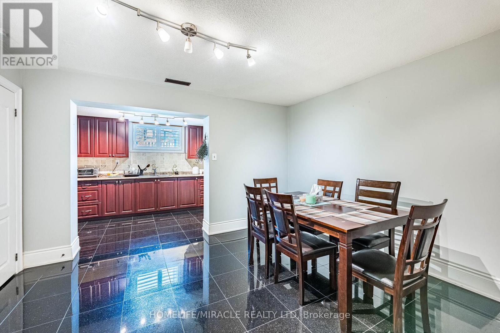 3188 Parkerhill Road, Mississauga, ON