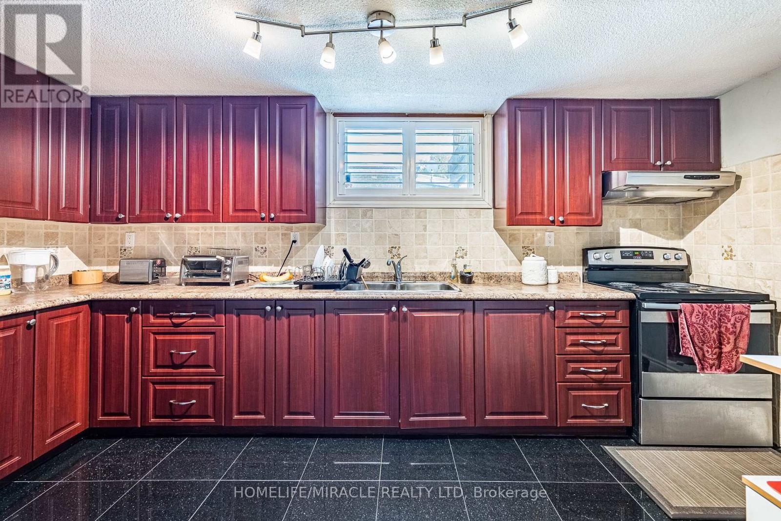 3188 Parkerhill Road, Mississauga, ON