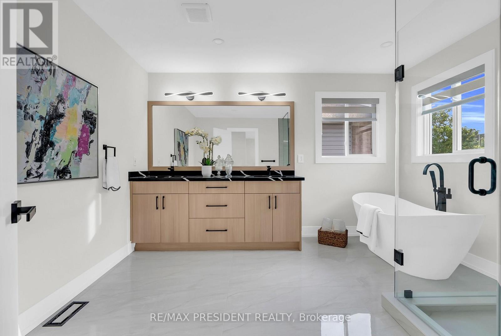 Primary 5pc Ensuite - 2362 Bankside Drive, Mississauga, ON