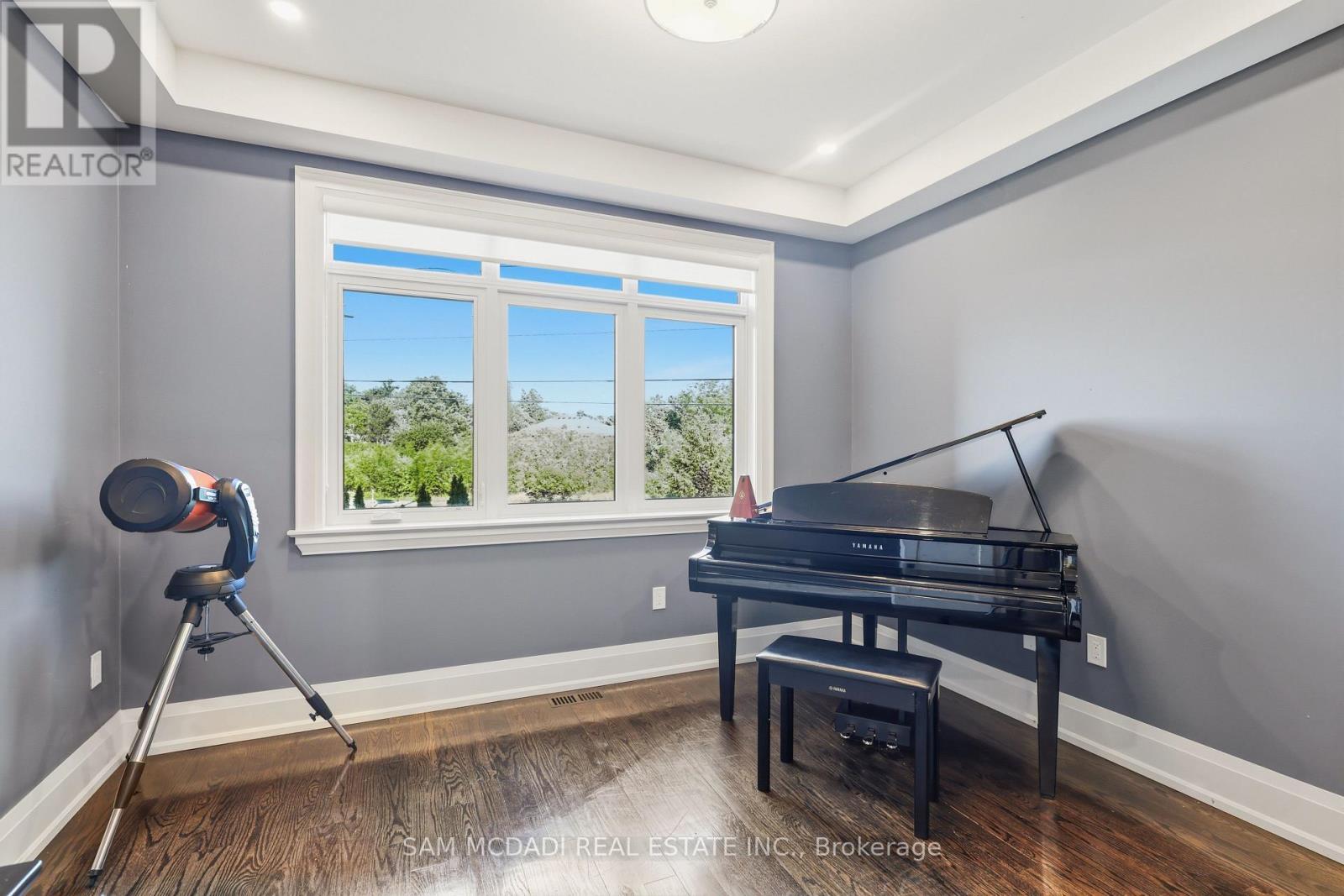 962 Fredonia Drive, Mississauga, ON