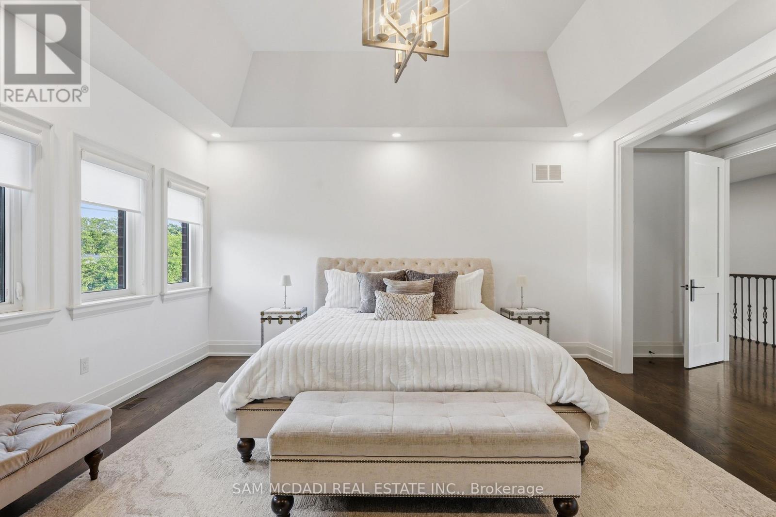 962 Fredonia Drive, Mississauga, ON