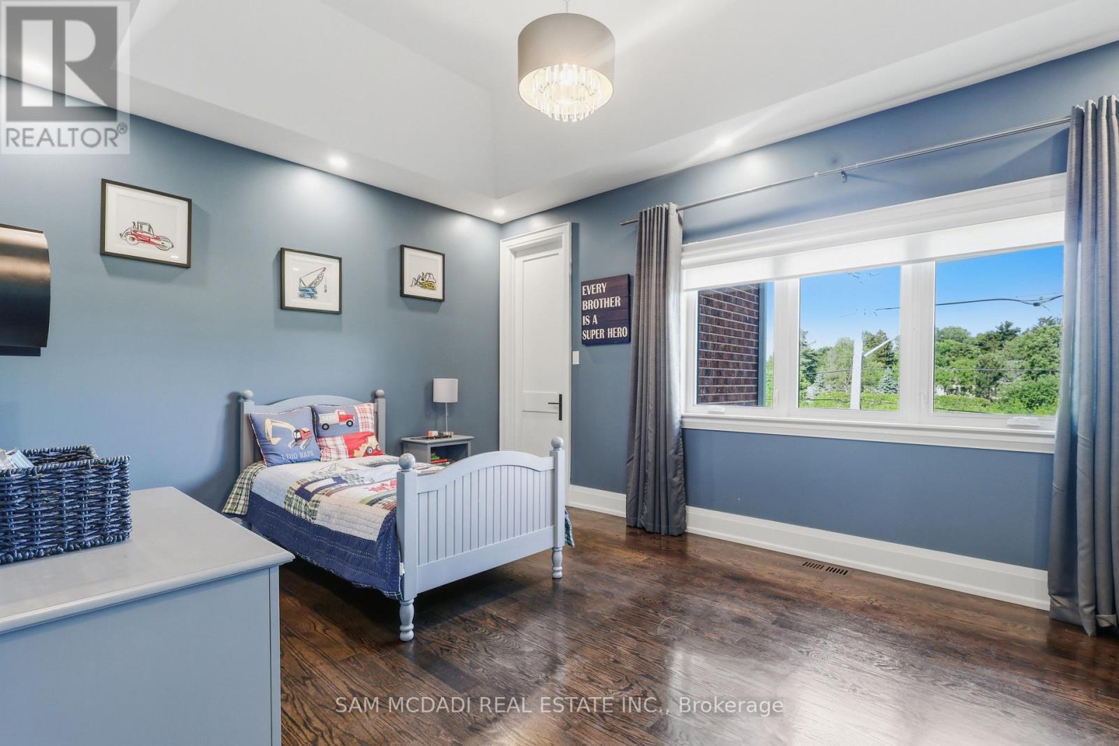 962 Fredonia Drive, Mississauga, ON
