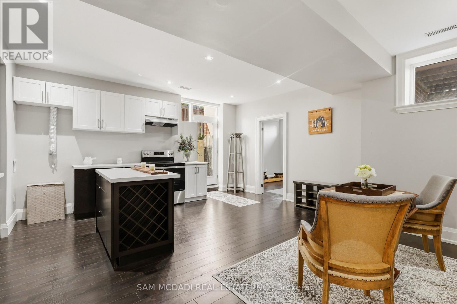 962 Fredonia Drive, Mississauga, ON