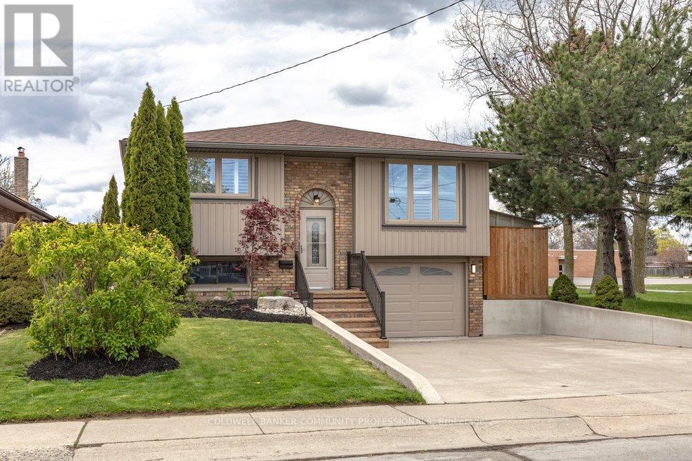 116 Highridge Avenue, Hamilton, ON