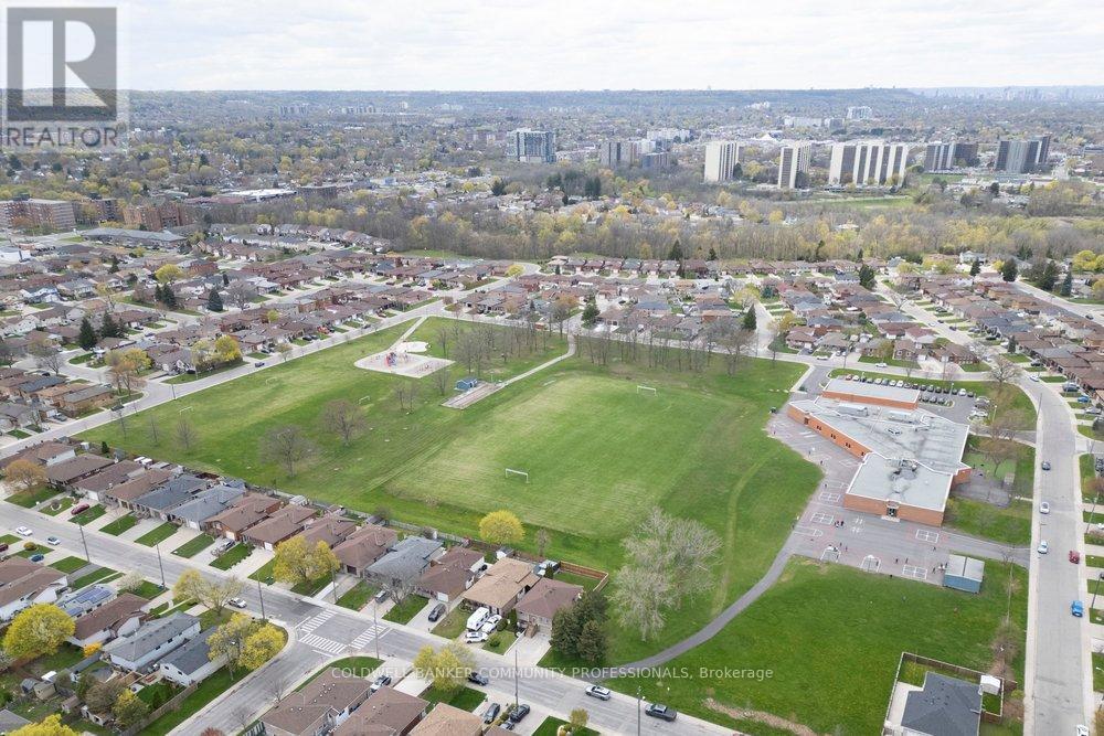 116 Highridge Avenue, Hamilton, ON