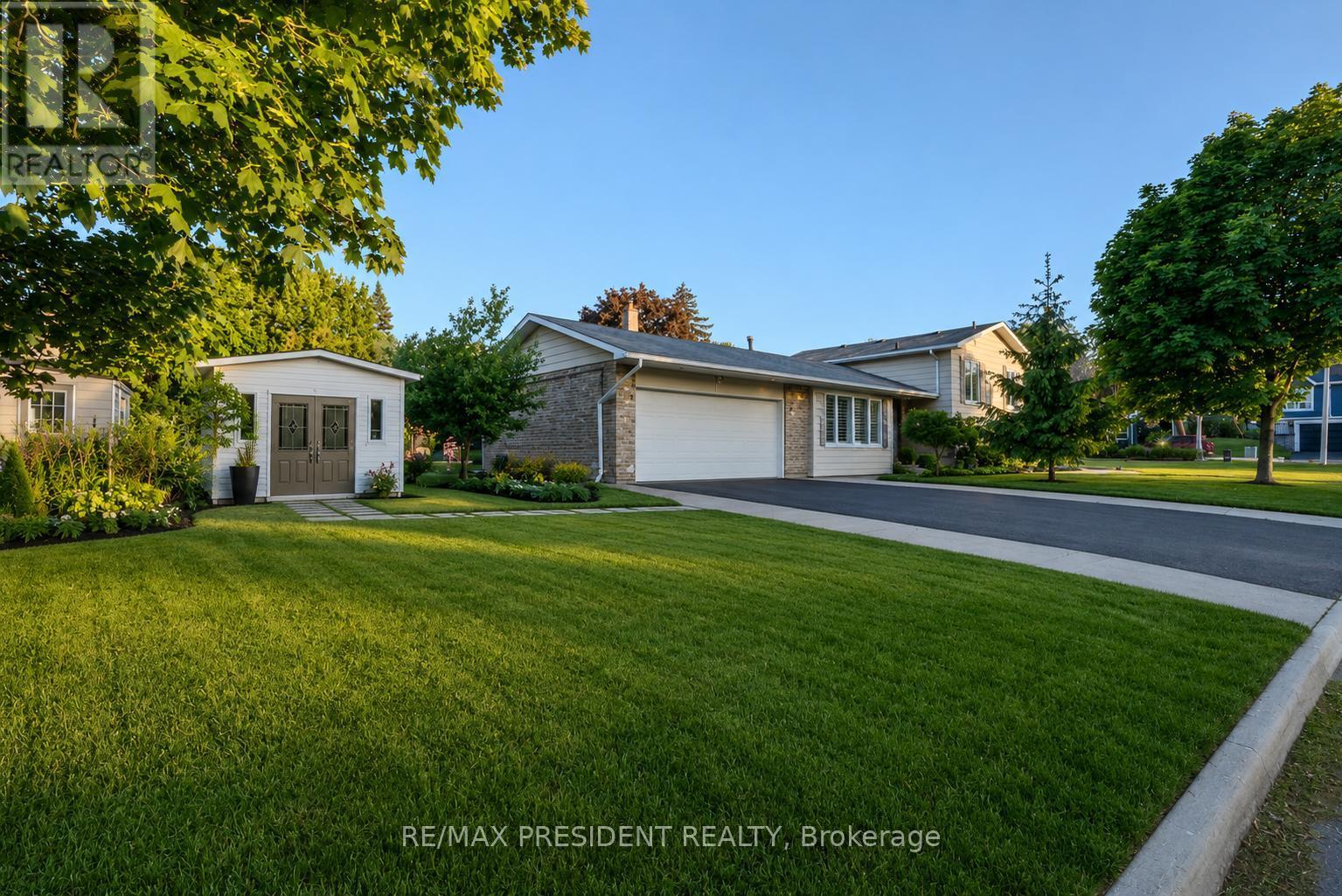 2 Jerome Crescent, Brampton, ON