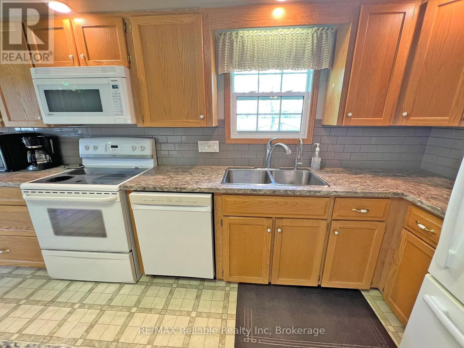 144 Sandbagger Crescent, Central Huron (Clinton), ON