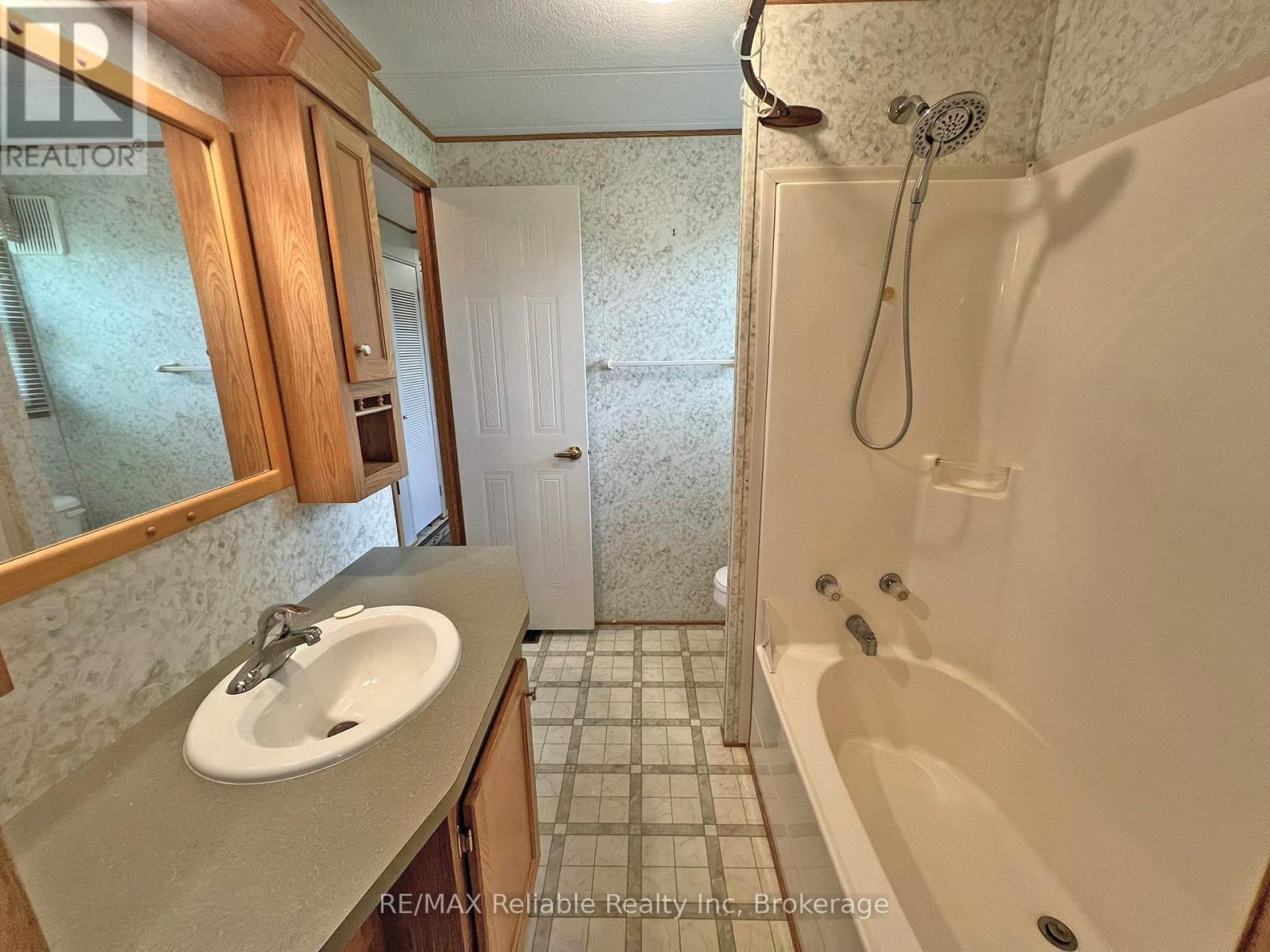 144 Sandbagger Crescent, Central Huron (Clinton), ON