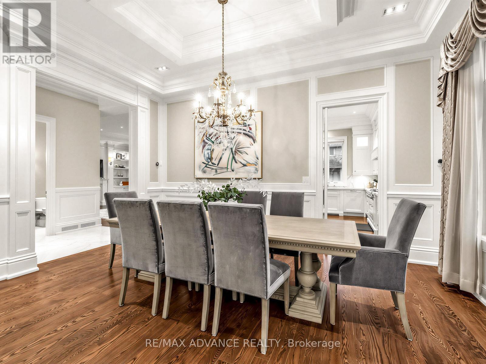 5 Lloydminster Crescent, Toronto, ON