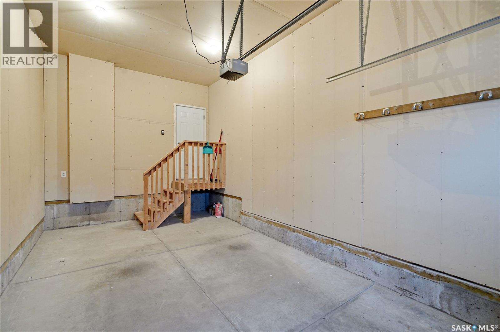 433 Redwood Crescent, Warman, SK