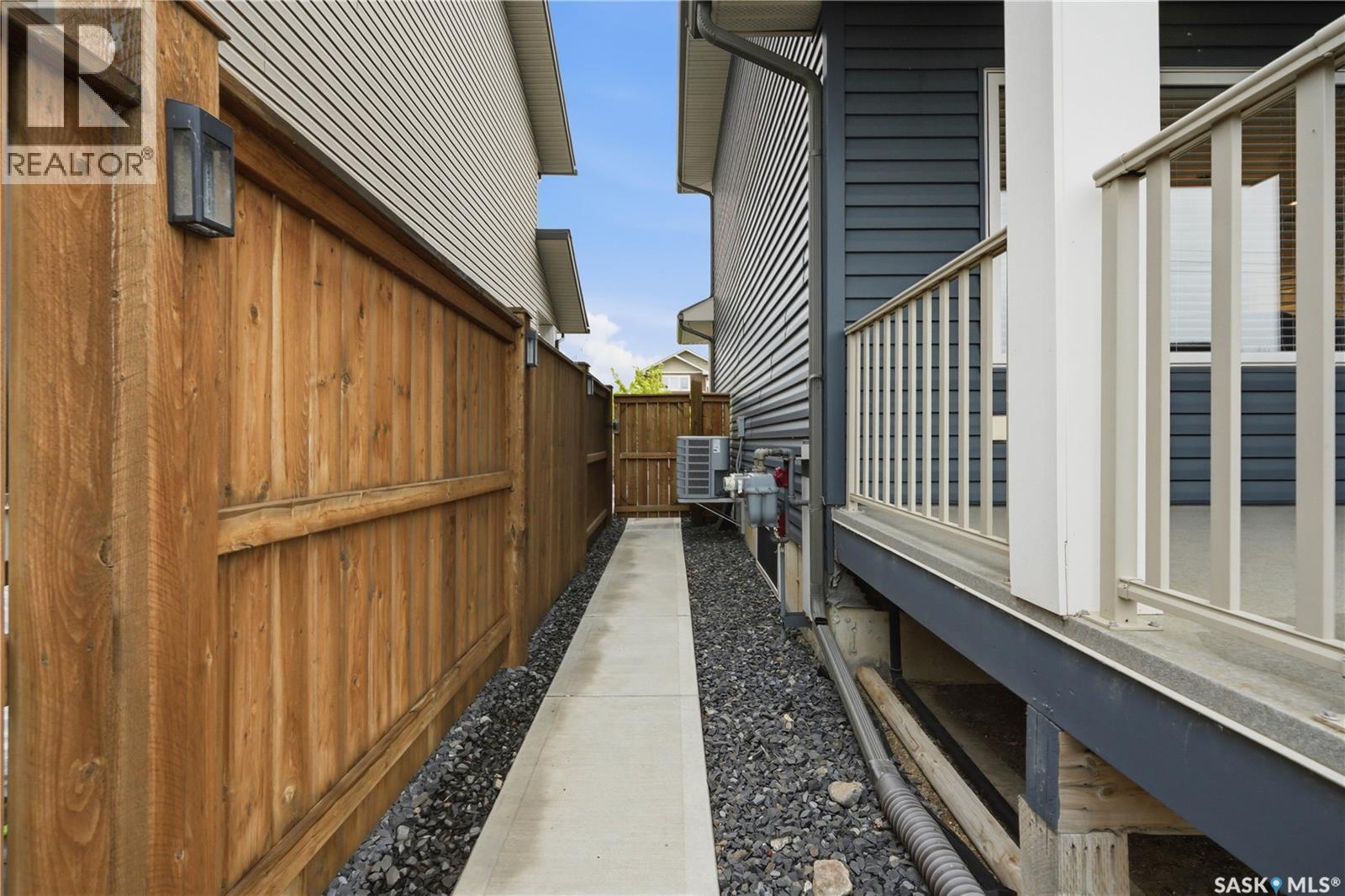 433 Redwood Crescent, Warman, SK