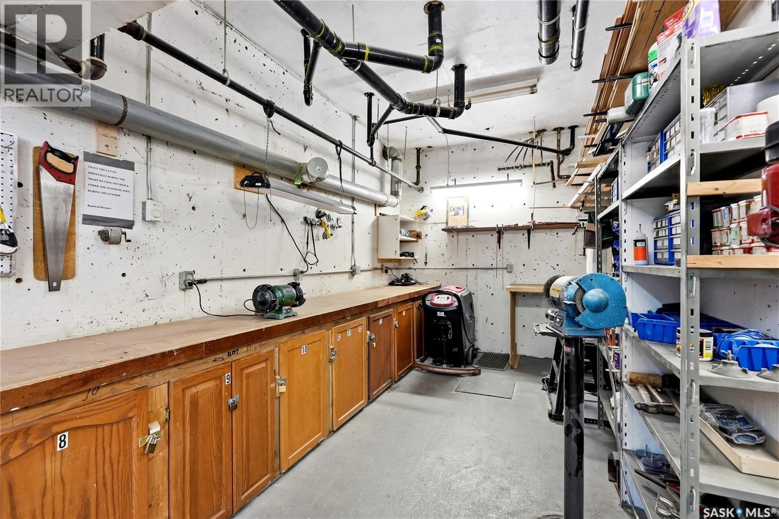 411 325 Keevil Crescent, Saskatoon, SK