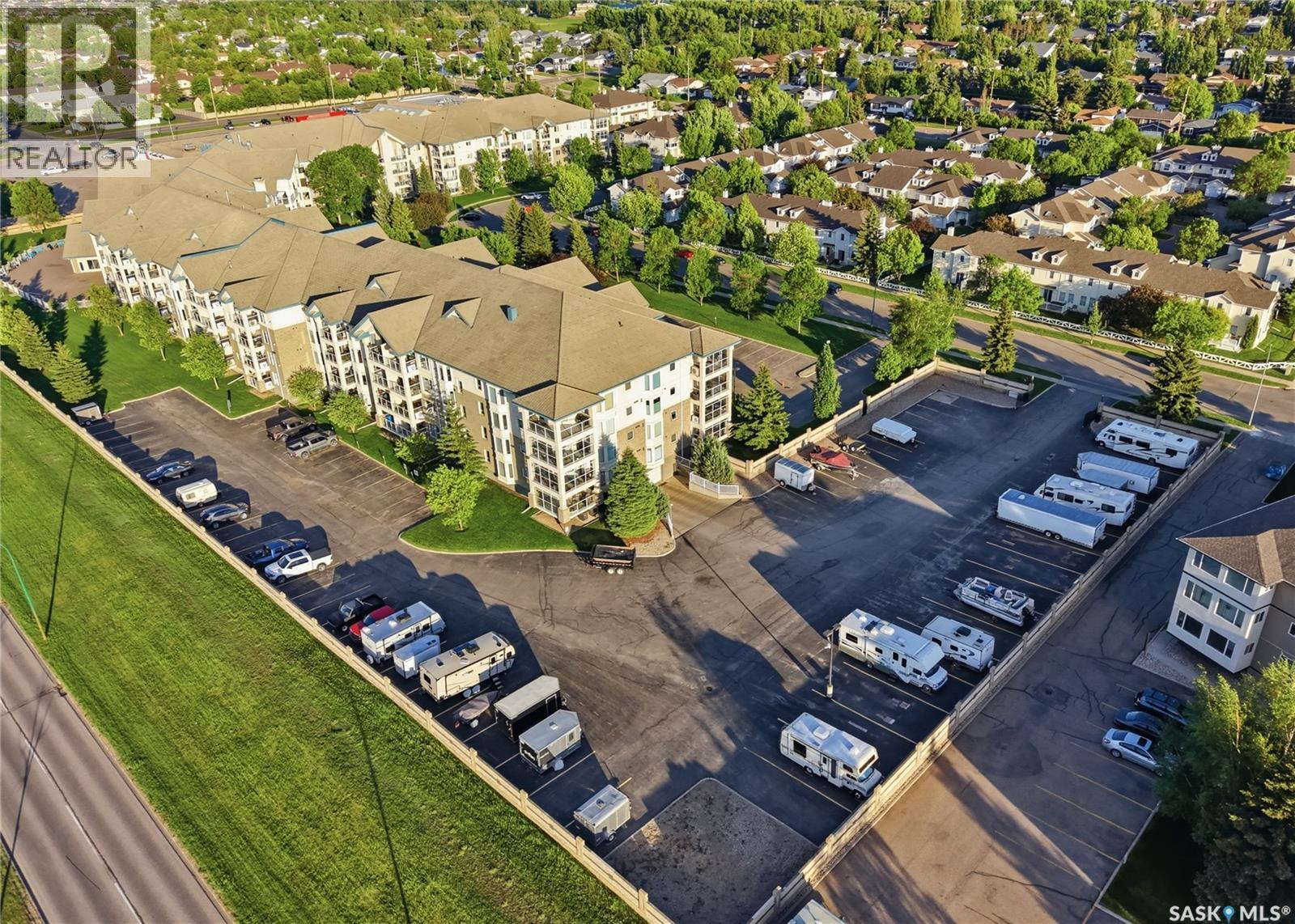 411 325 Keevil Crescent, Saskatoon, SK