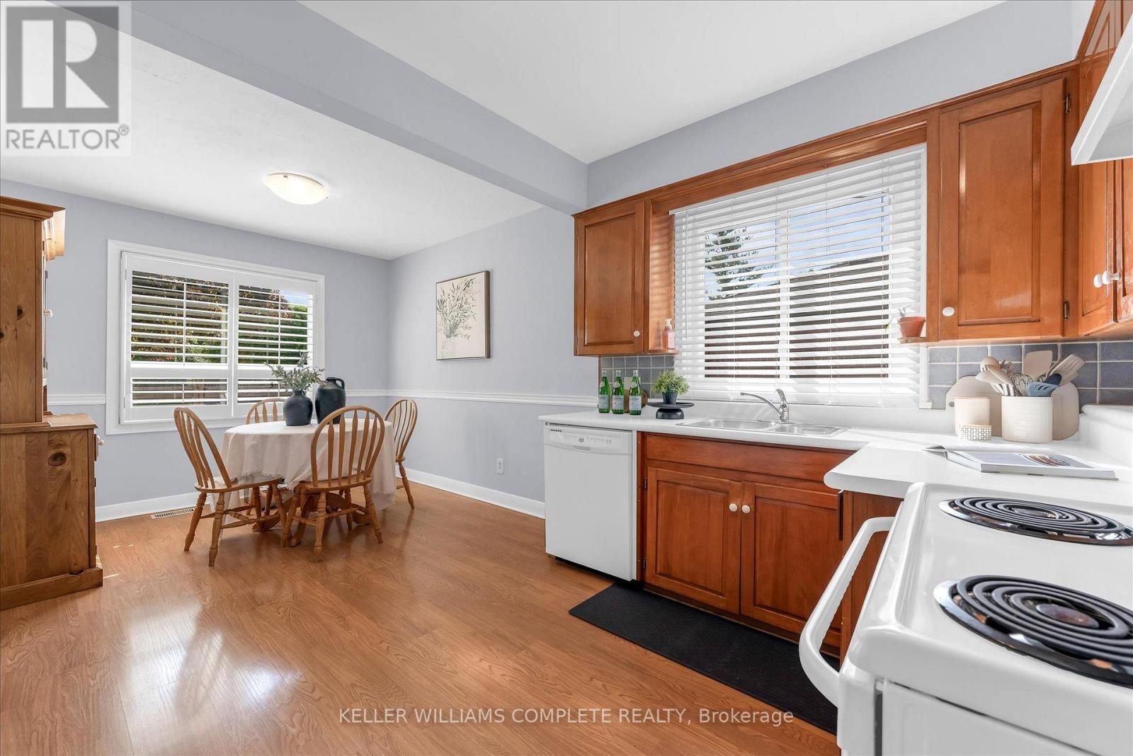 614 Drury Lane, Burlington, ON