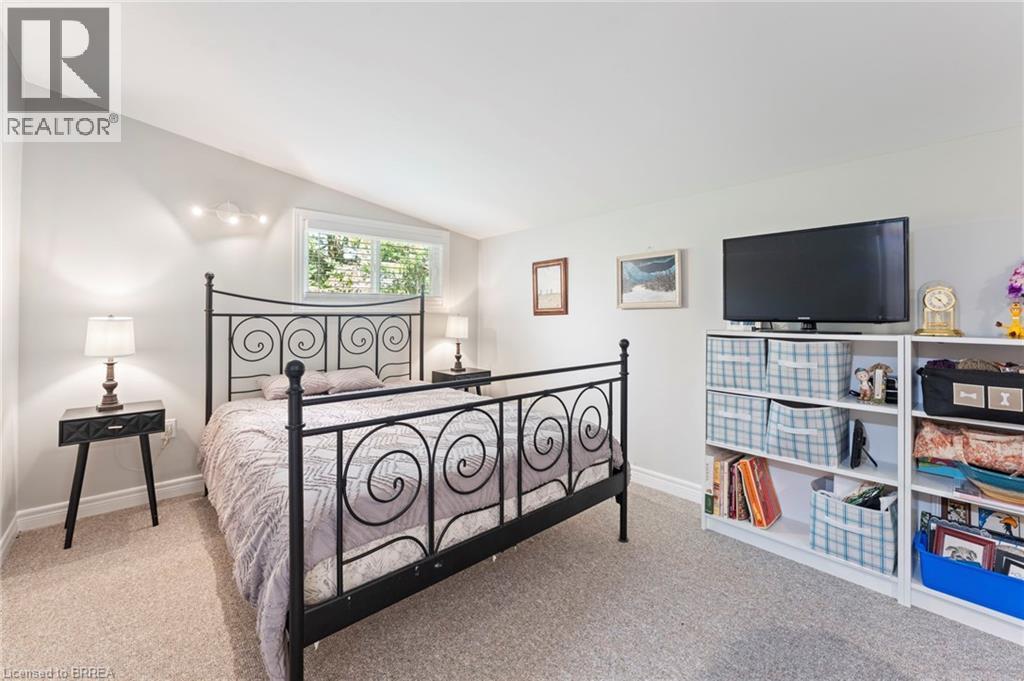Second Residence Bedroom - 182 Governors Road E, Paris, ON