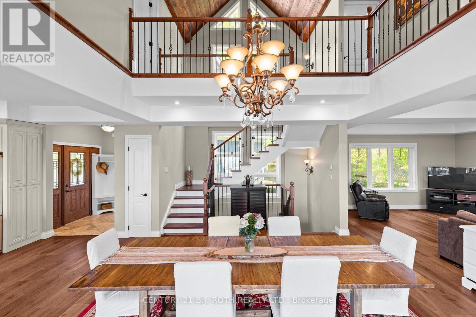 7 Pine Point, Oro-Medonte, ON