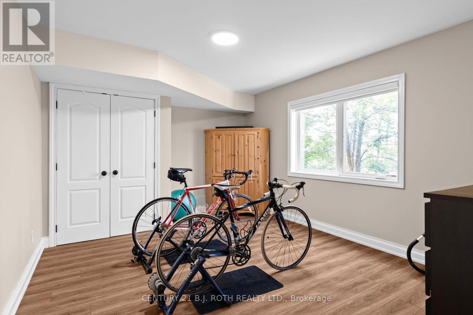 7 Pine Point, Oro-Medonte, ON