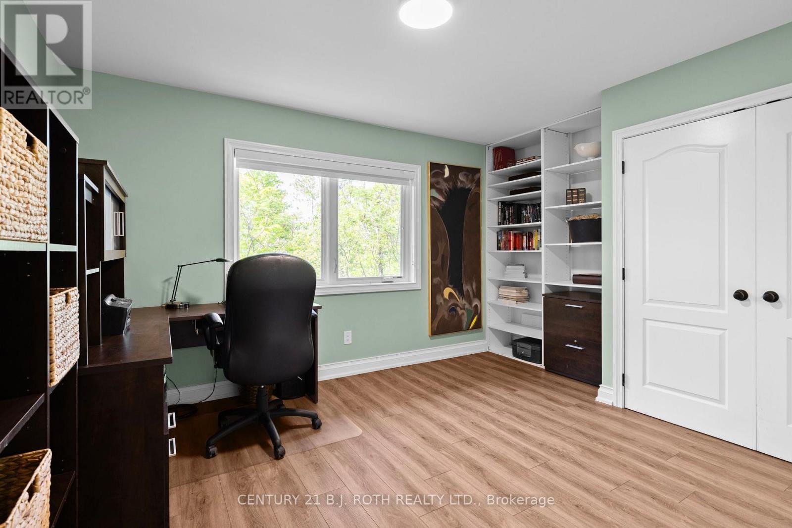 7 Pine Point, Oro-Medonte, ON