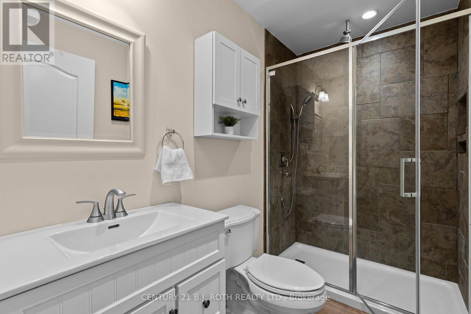 7 Pine Point, Oro-Medonte, ON