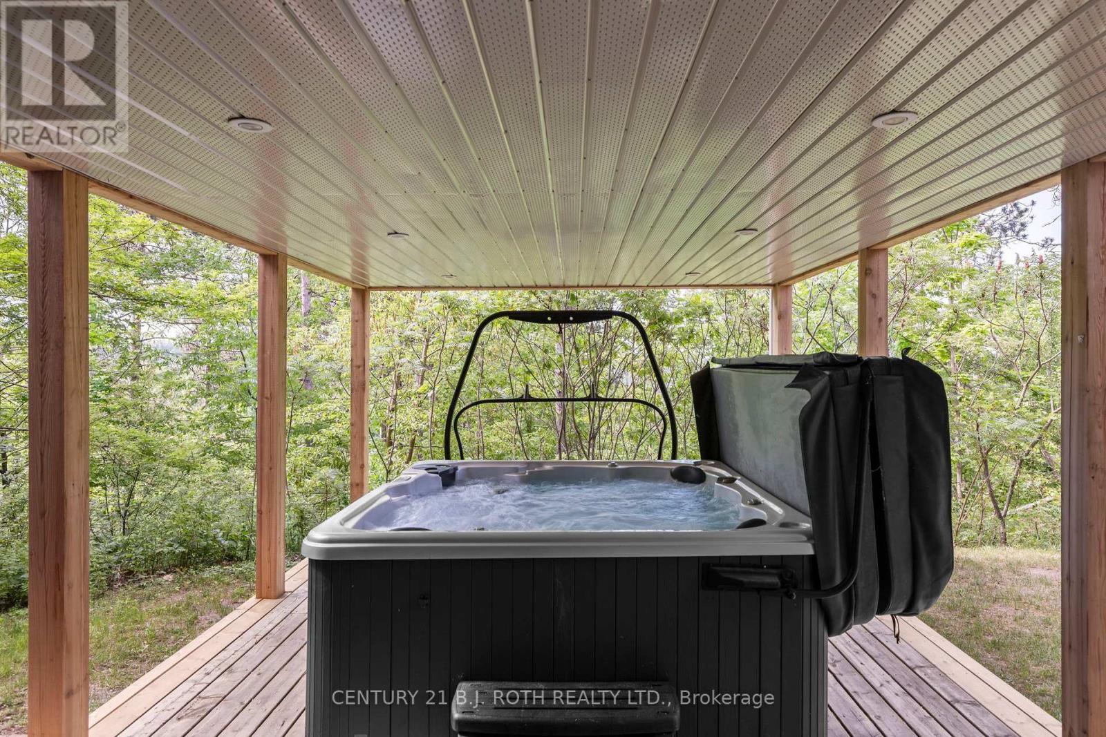 7 Pine Point, Oro-Medonte, ON