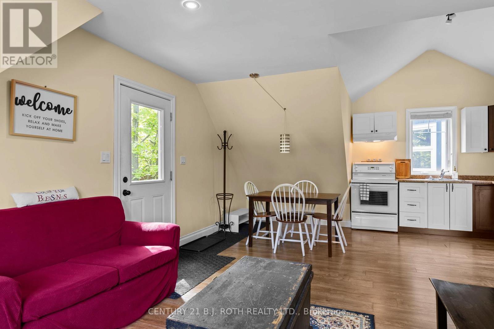 7 Pine Point, Oro-Medonte, ON