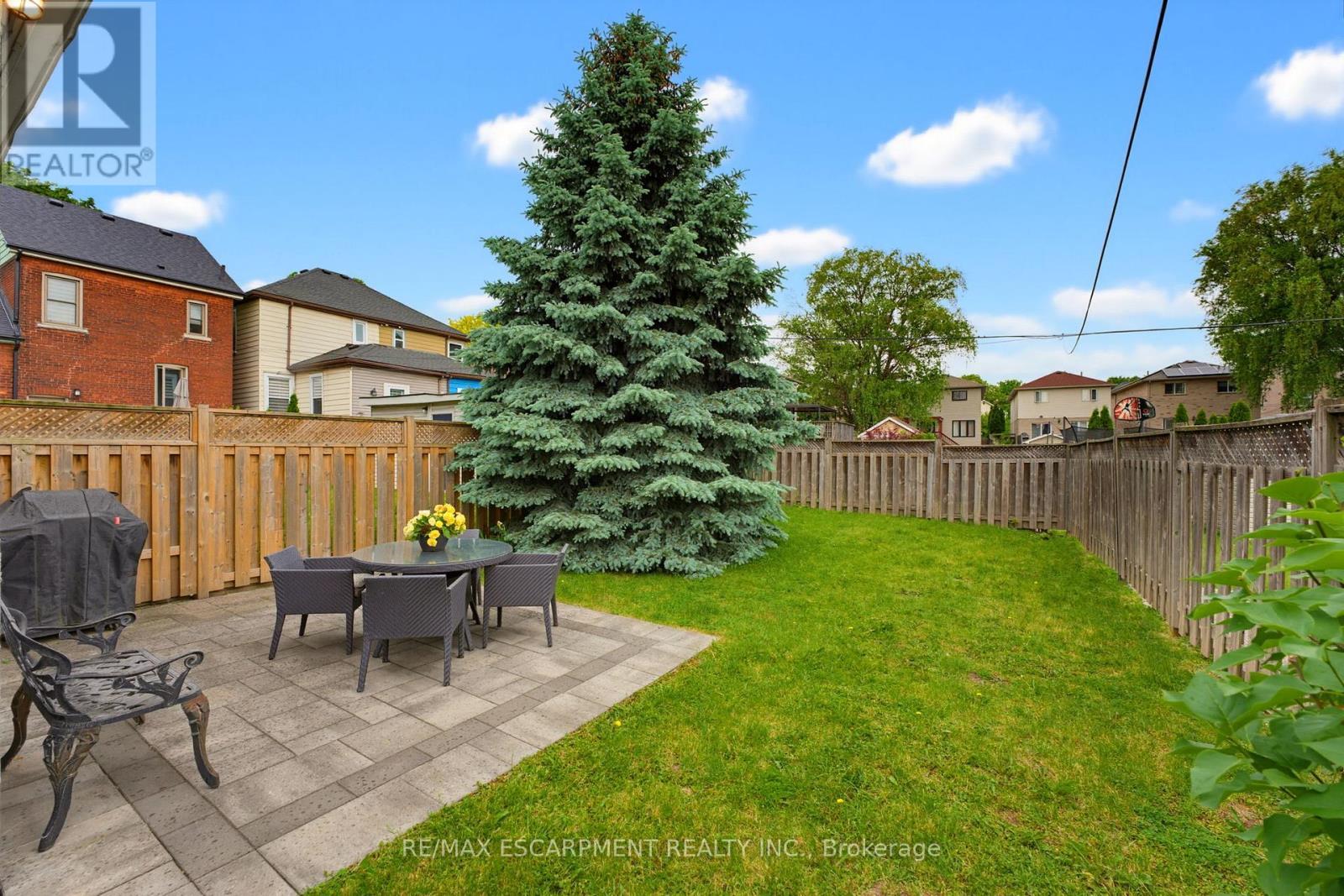349 John Street N, Hamilton, ON