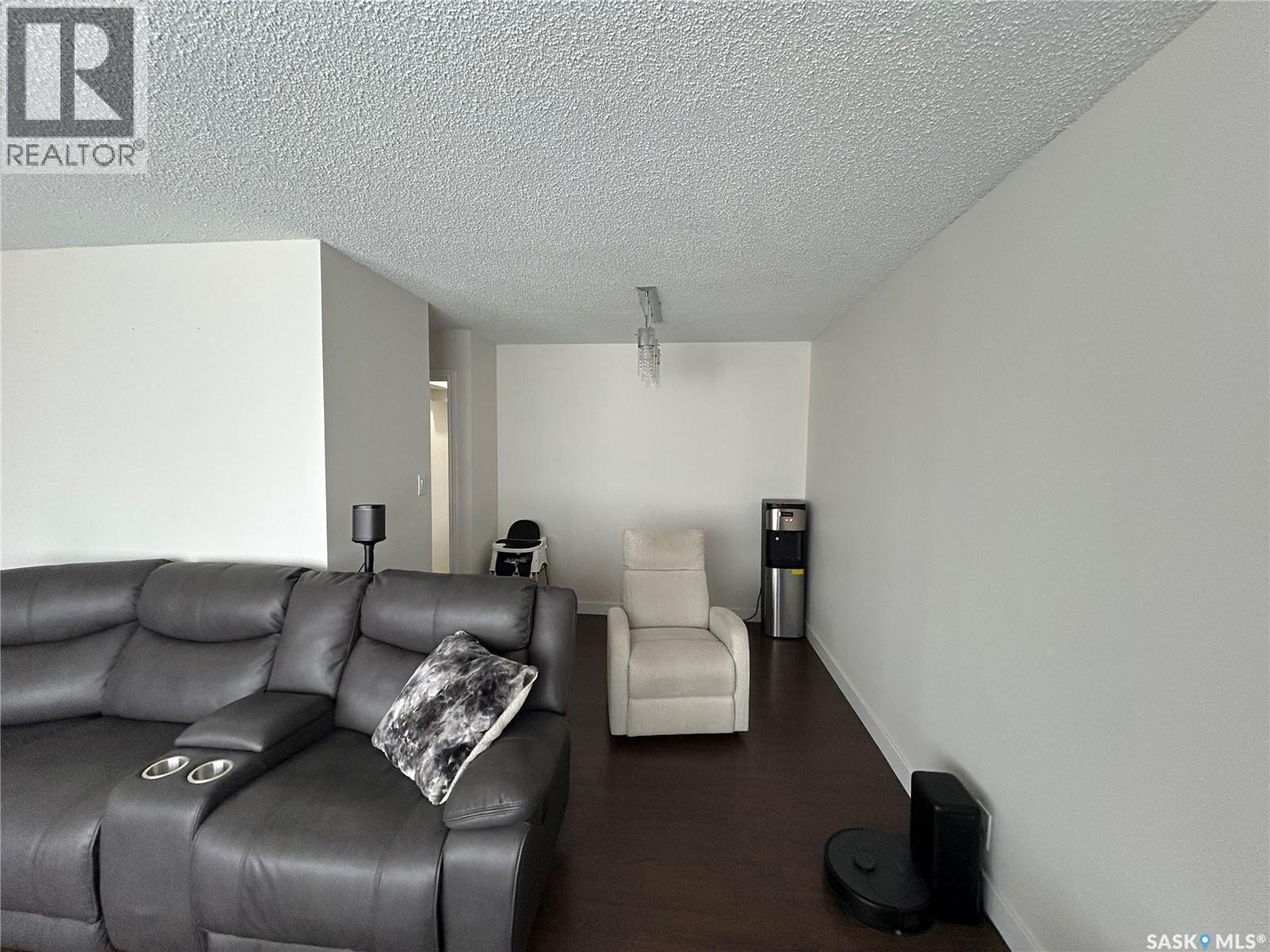 2616 Clarence Avenue S, Saskatoon, SK