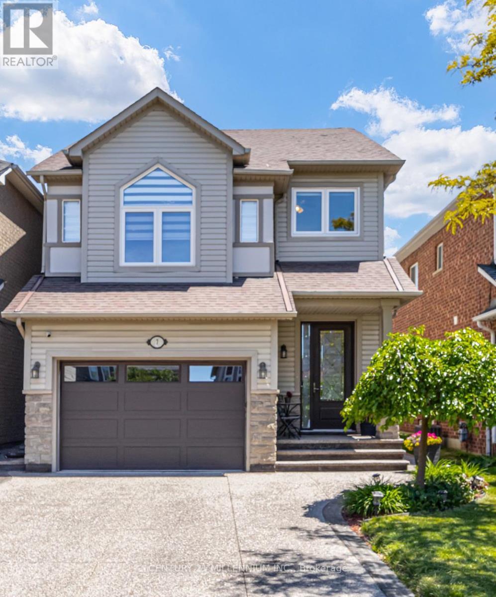 7 Bramoak Crescent, Brampton, ON