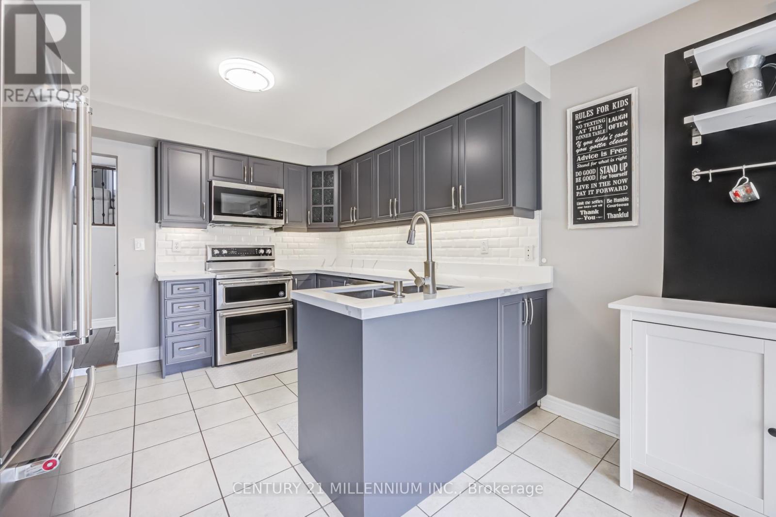 7 Bramoak Crescent, Brampton, ON