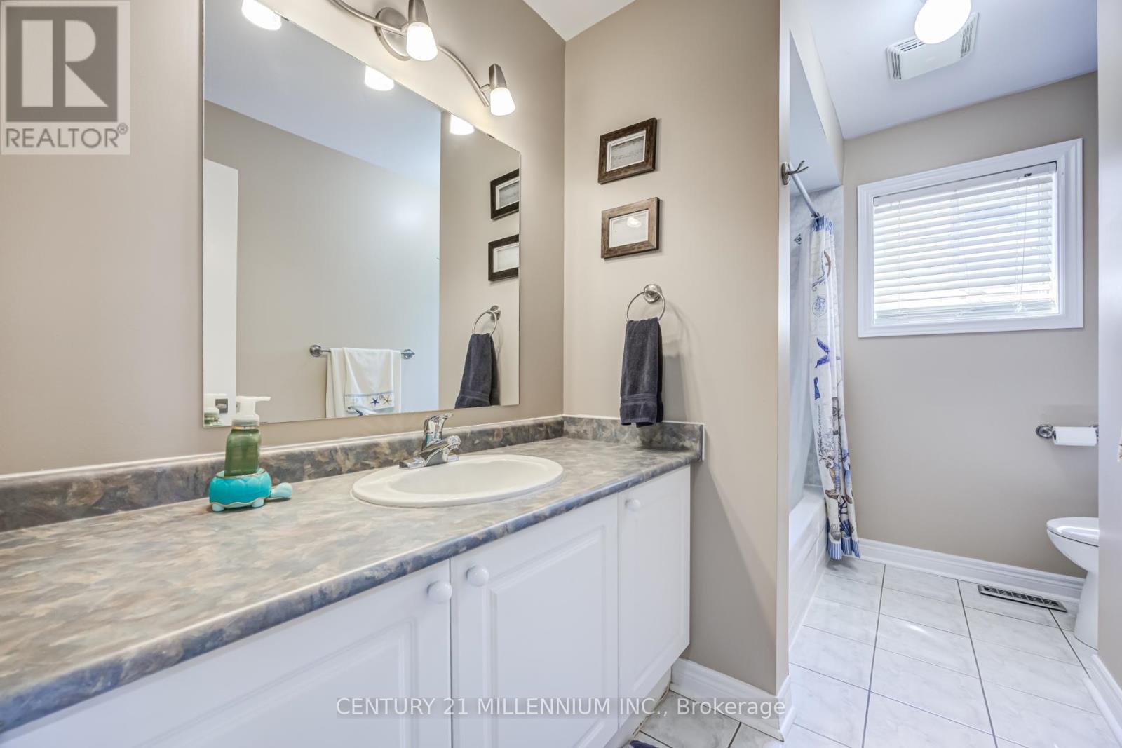 7 Bramoak Crescent, Brampton, ON