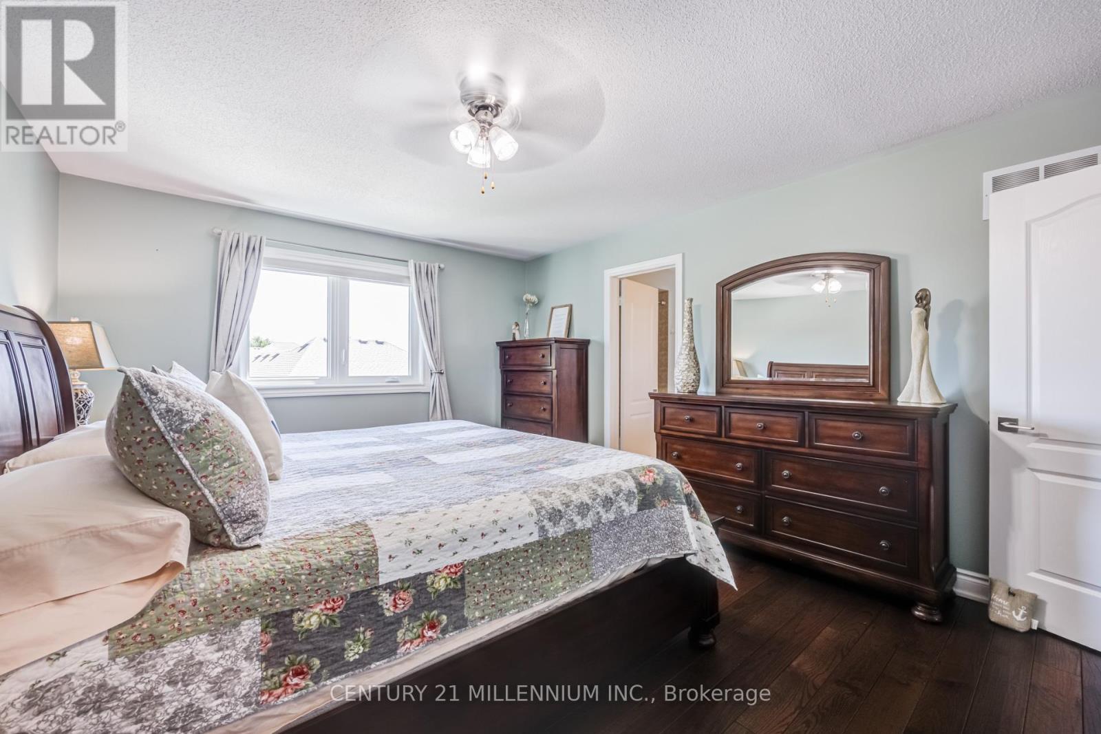 7 Bramoak Crescent, Brampton, ON