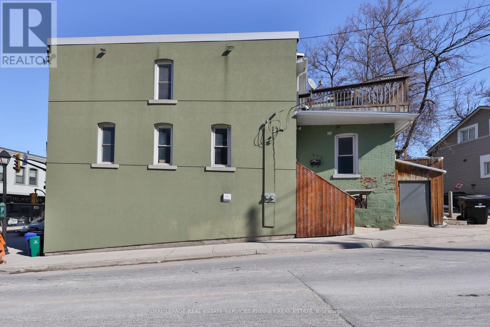 2 Queen Street E, Cambridge, ON
