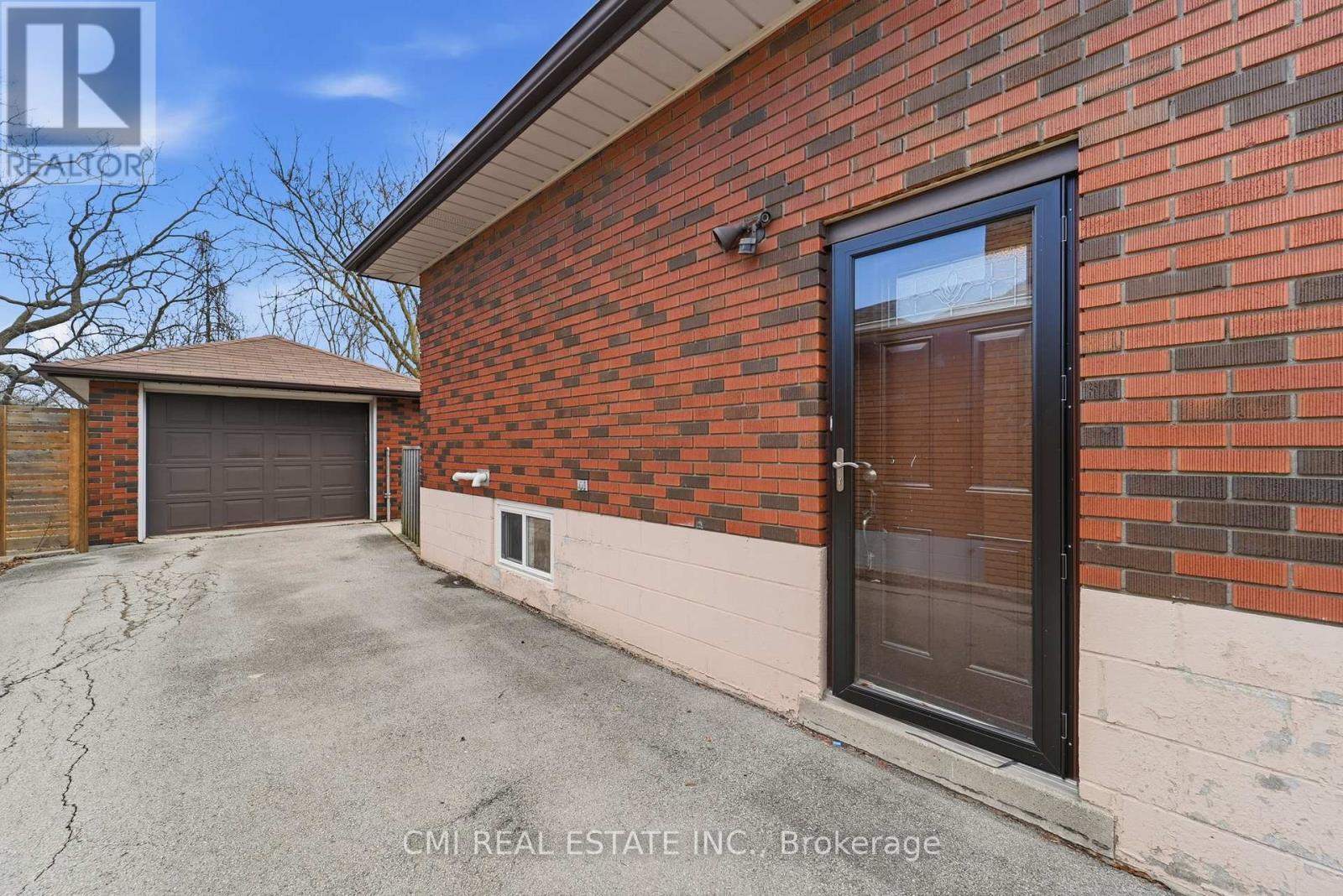 251 Fairridge Road, Hamilton, ON