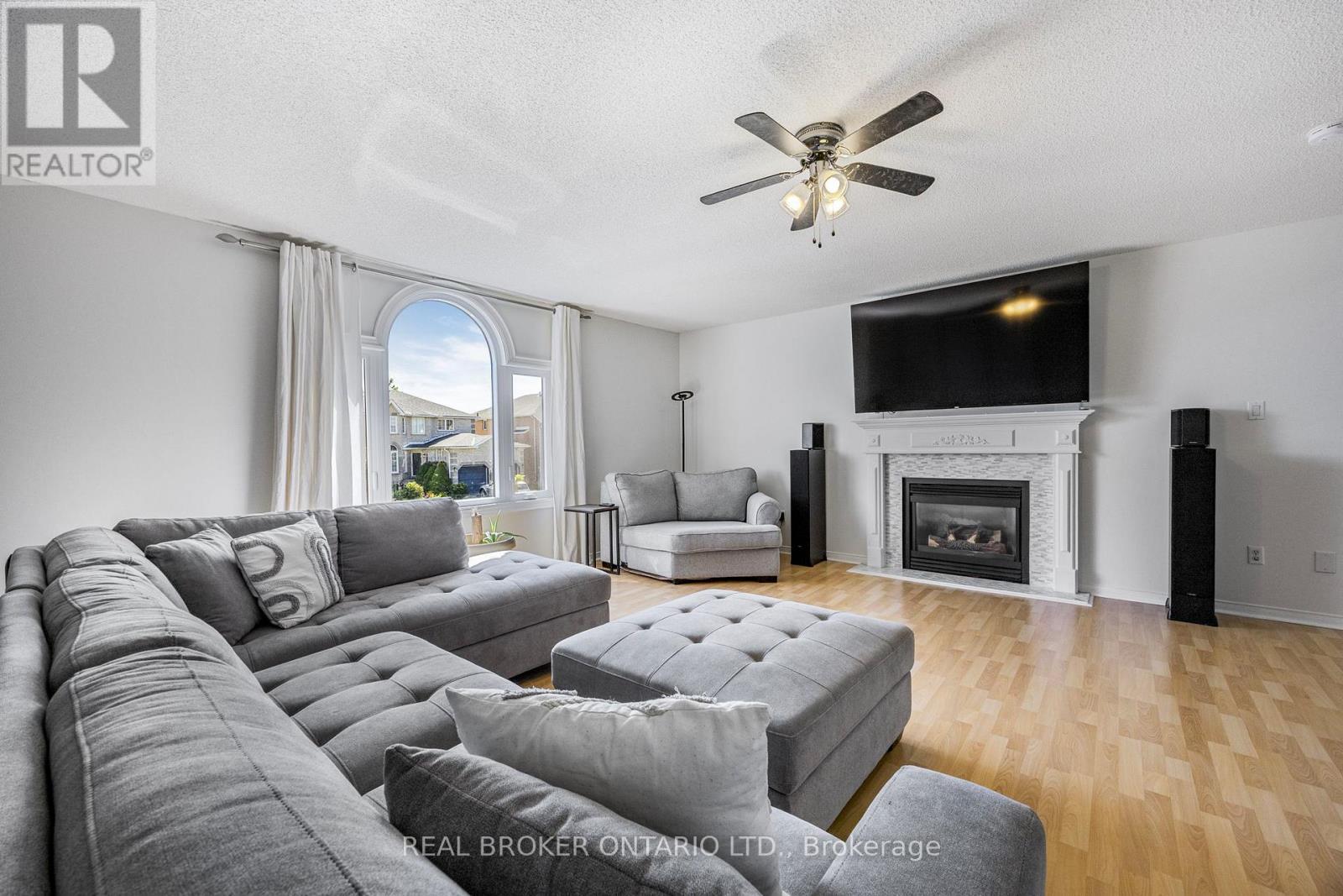 32 Black Willow Drive, Barrie, ON