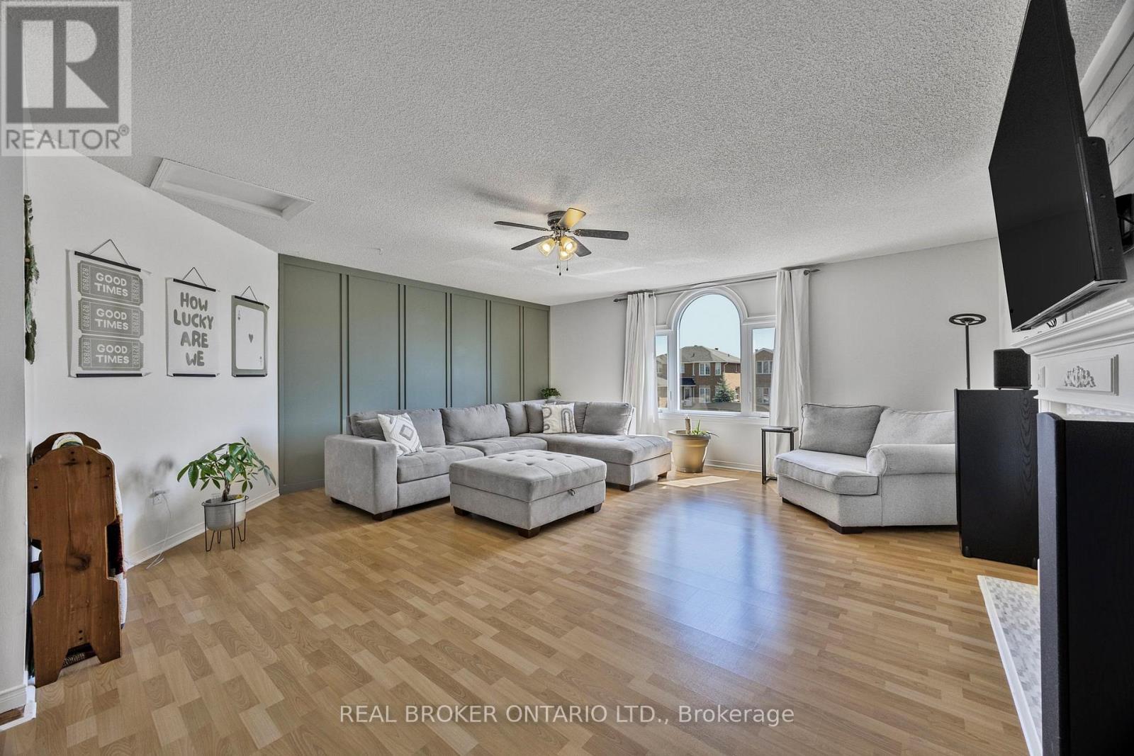 32 Black Willow Drive, Barrie, ON