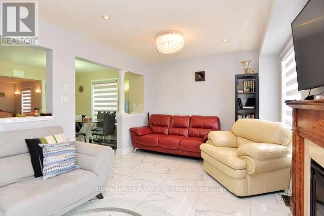 3388 Crimson King Circle, Mississauga, ON