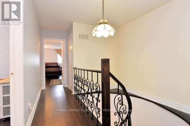 3388 Crimson King Circle, Mississauga, ON