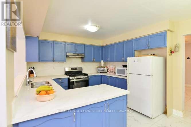 3388 Crimson King Circle, Mississauga, ON