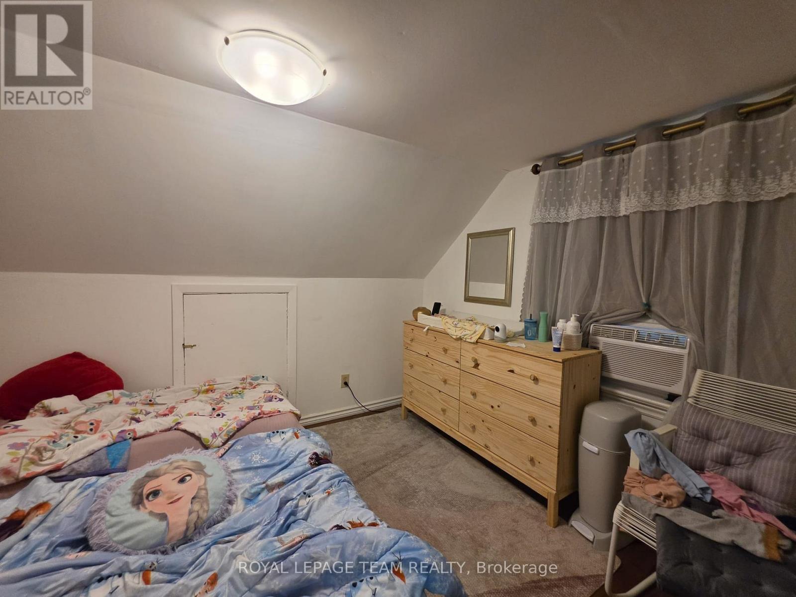 1247 Summerville Avenue, Ottawa, ON