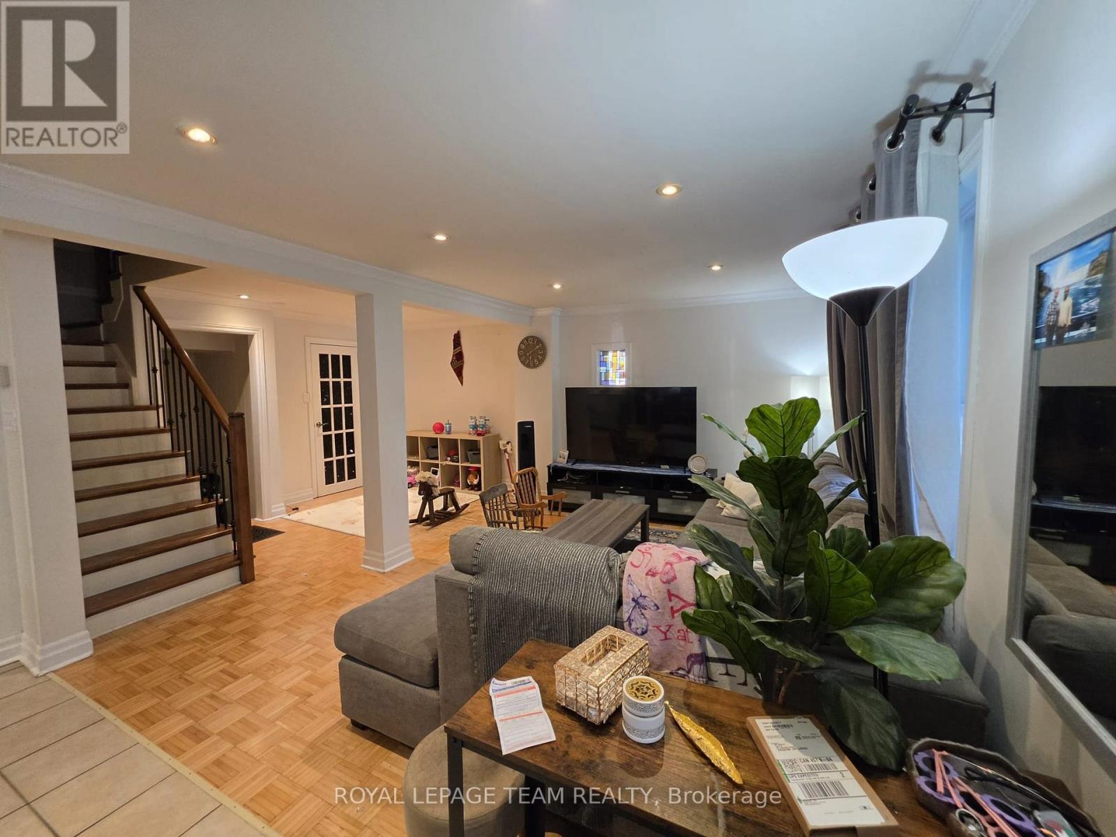 1247 Summerville Avenue, Ottawa, ON