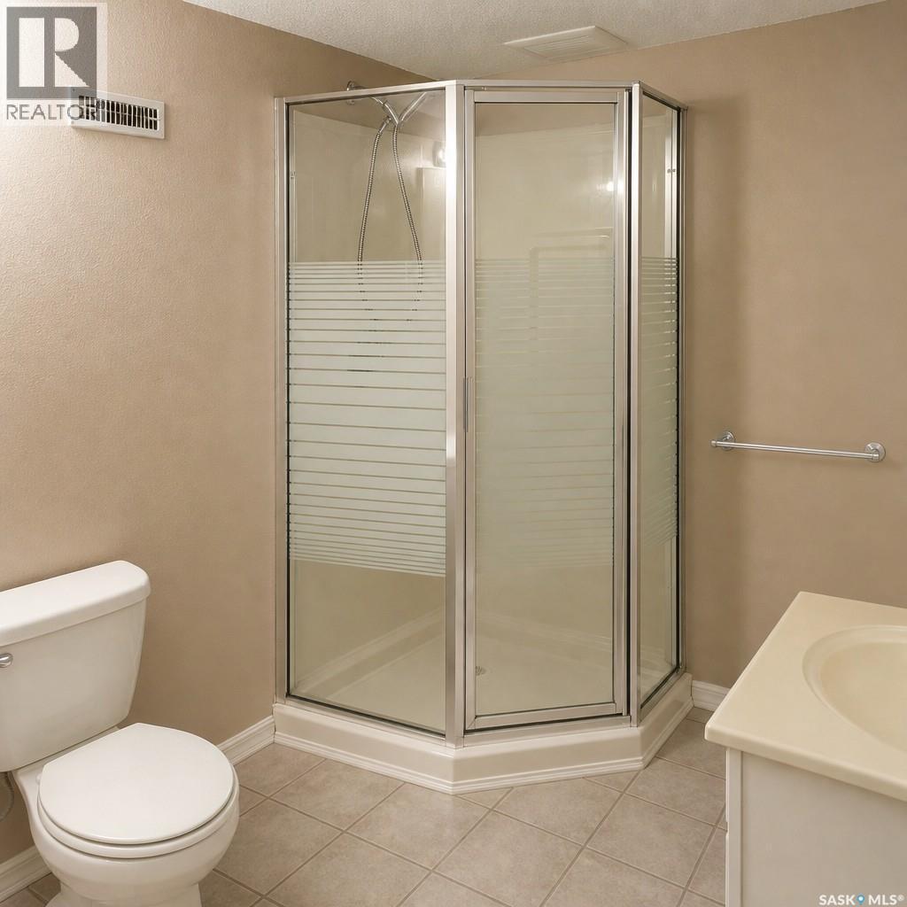 106 Caldwell Crescent, Saskatoon, SK