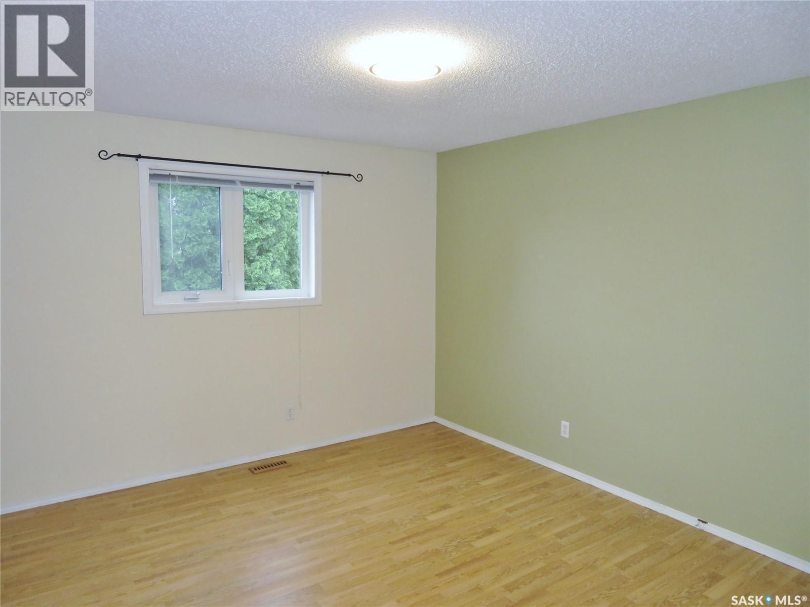 106 Caldwell Crescent, Saskatoon, SK