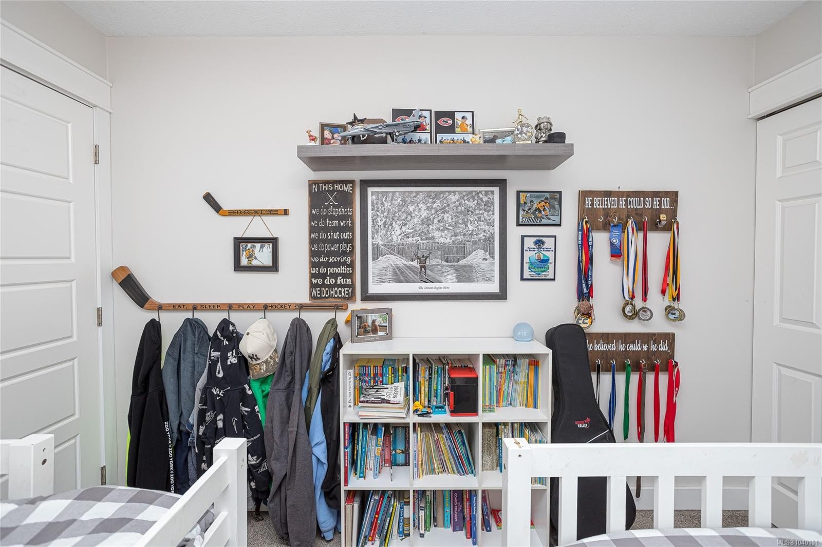 7859 Simpson Rd, Central Saanich, BC