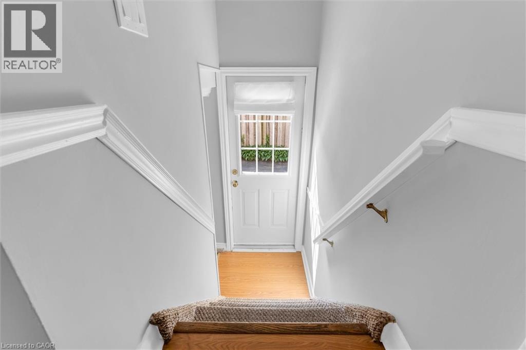 614 Drury Lane, Burlington, ON
