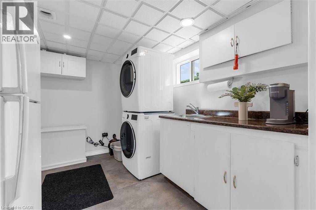 614 Drury Lane, Burlington, ON